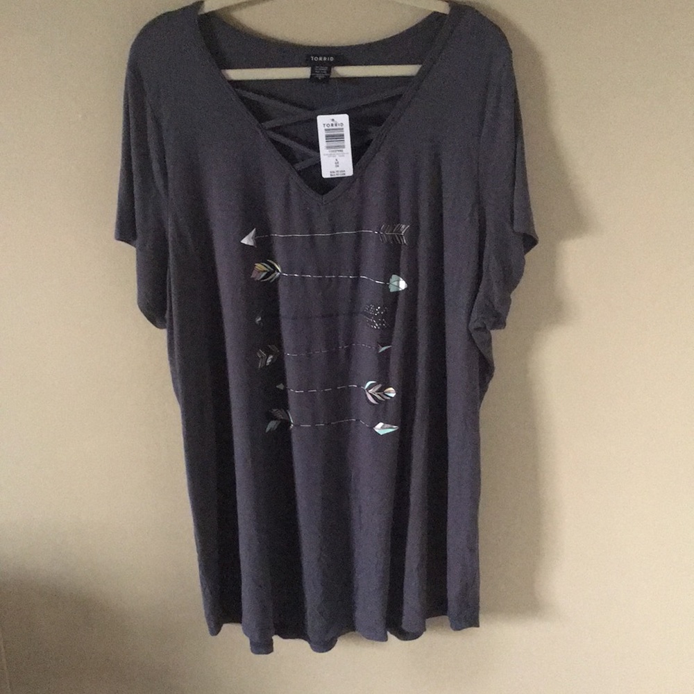 NWT Torrid tunic top with Arrows and crisscross neck detail